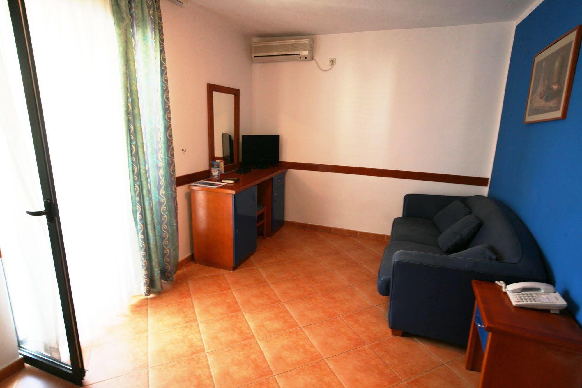Boutique Hotel Villa Royal Tivat Zewnętrze zdjęcie